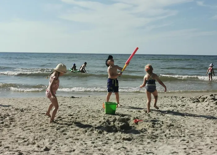 9b Blue Marine Basen Brodziki Plac Zabaw The Of Przy Plazy Poddąbie